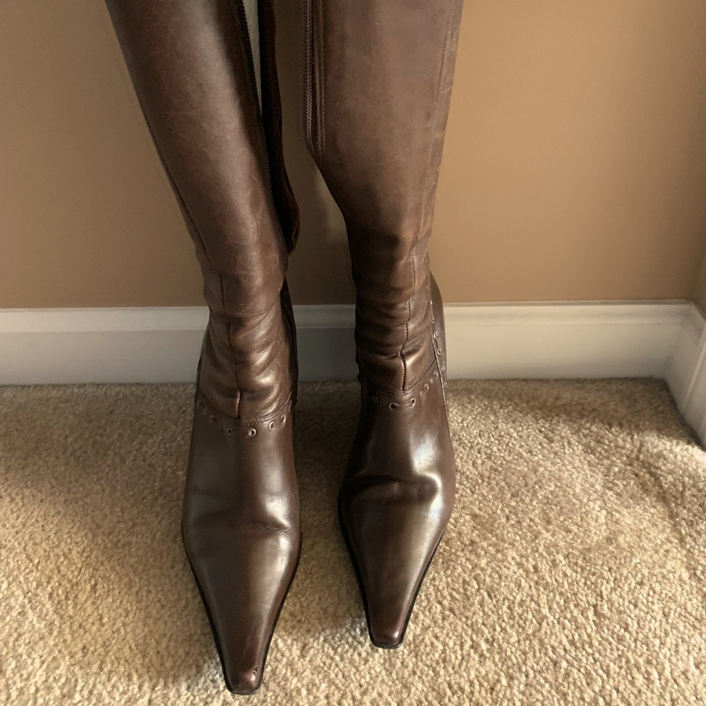 Leather Bootd